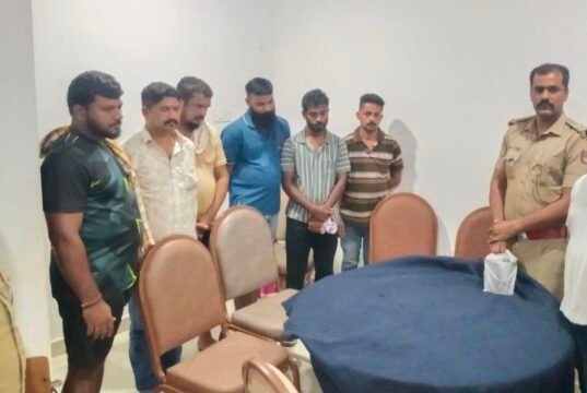ಕಾರ್ಕಳ : ನಿಟ್ಟೆಯ ಜುಗಾರಿ ಅಡ್ಡೆಗೆ ಖಾಕಿ ದಾಳಿ – 7 ಮಂದಿ ಬಂಧನ, ನಾಲ್ವರು ಪರಾರಿ…!!