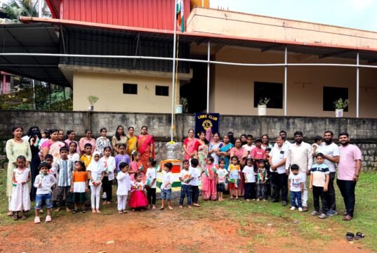 ಉಡುಪಿ: ಇಂದಿರಾನಗರ ಶಿಶುಪಾಲನಾ ಕೇಂದ್ರದಲ್ಲಿ ಲಯನ್ಸ್ ಕ್ಲಬ್ ಬನ್ನಂಜೆ ಕ್ರೌನ್ ವತಿಯಿಂದ ಸ್ವಾತಂತ್ರ್ಯ ದಿನಾಚರಣೆ..!!