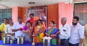 ಕೃಷ್ಣನ ಭಕ್ತರಿಗೆ ಮೂಡೆ ಹಾಲು ವಿತರಣೆ : ಜನ್ಮಾಷ್ಟಮಿಗೆ ಶ್ರೀ ಕ್ಷೇತ್ರ ಶಂಕರಪುರದ ಸೇವೆ…!!