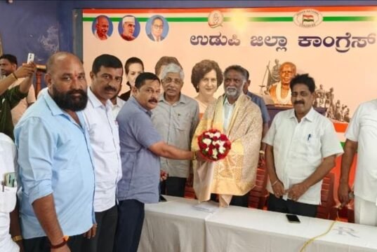ಸಚಿವ ಕೆ.ಎಸ್ ಬಸವಂತಪ್ಪ ಅವರಿಗೆ ಉಡುಪಿ ಕಾಂಗ್ರೆಸ್ ಭವನದಲ್ಲಿ ಬ್ಲಾಕ್ ಕಾಂಗ್ರೆಸ್ ವತಿಯಿಂದ ಸ್ವಾಗತ…!!