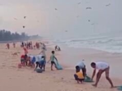 ಕುಂದಾಪುರ: ಅಲೆಗಳೊಂದಿಗೆ ಕೋಡಿ ಕಡಲ ತೀರಕ್ಕೆ ತೇಲಿ ಬಂದ ಬೂತಾಯಿ ಮೀನುಗಳು : ಸಿಕ್ಕ ಸಿಕ್ಕ ಪಾತ್ರೆಗಳಲ್ಲಿ ತುಂಬಿಸಿಕೊಂಡ ಜನ…!!