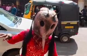 ವಿಟ್ಲಪಿಂಡಿಯಲ್ಲಿ ‘ಸೊಳ್ಳೆ’–‘ನರ್ಸ್’ ಜೋಡಿ ವಿಶೇಷ ಆಕರ್ಷಣೆ : ವೇಷದ ಮೂಲಕ ಆರೋಗ್ಯ ಜಾಗೃತಿ…!!