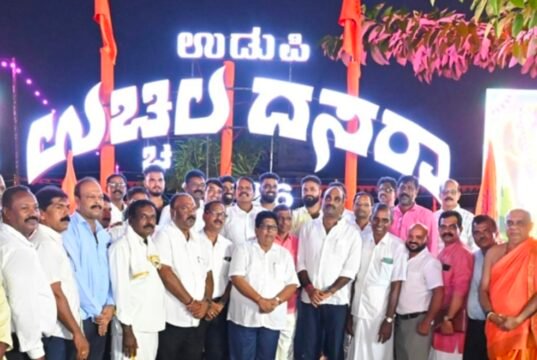ಉಡುಪಿ – ಉಚ್ಚಿಲ ದಸರಾ 2026 : ವಿದ್ಯುತ್ ದೀಪಾಲಂಕಾರ ಉದ್ಘಾಟಿಸಿದ ನಾಡೋಜ ಡಾ. ಜಿ. ಶಂಕರ್…!!