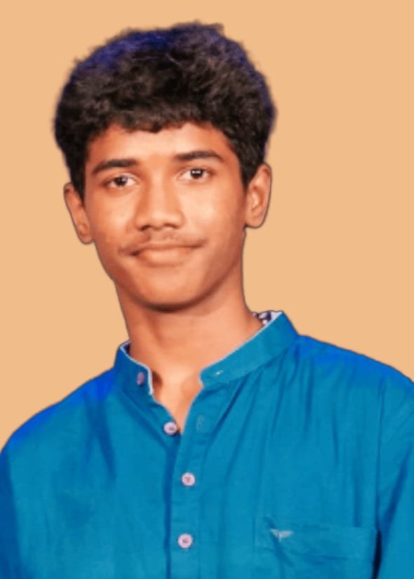 1003744687.jpg