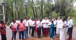 ಹಕ್ಕೇ ಇಲ್ಲದ ಜಮೀನಿನಲ್ಲಿ ನೀರಿನ ಟ್ಯಾಂಕ್ಗೆ ಅರಣ್ಯ ಇಲಾಖೆ ತಡೆ- ಮೂಡುಬೆಳ್ಳೆ: ನಾಗರಿಕ ಸಮಿತಿಯಿಂದ ಪ್ರತಿಭಟನೆ ..!!